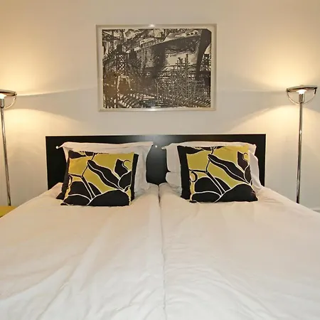 Bloemgracht 3*